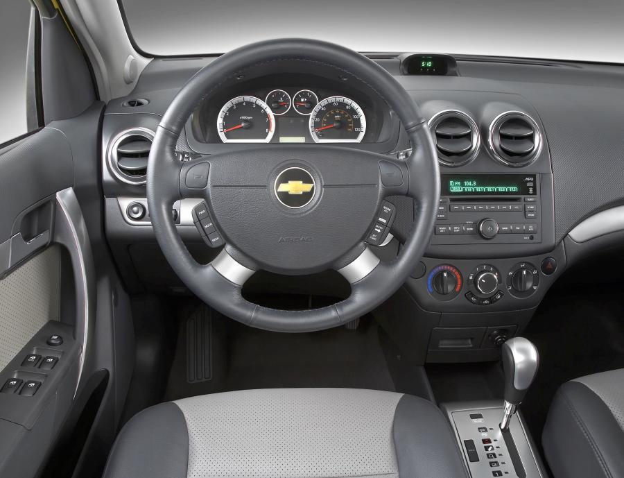  Chevrolet Aveo5 LT 2009 года  (фото 7 из 27)